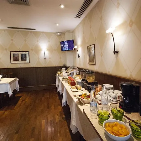 Italia Hotel 3*